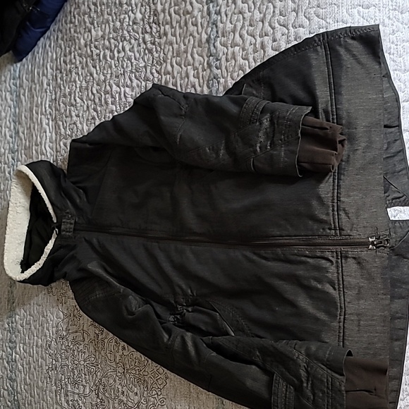 lululemon athletica Jackets & Blazers - Long Lululemon Trench style coat